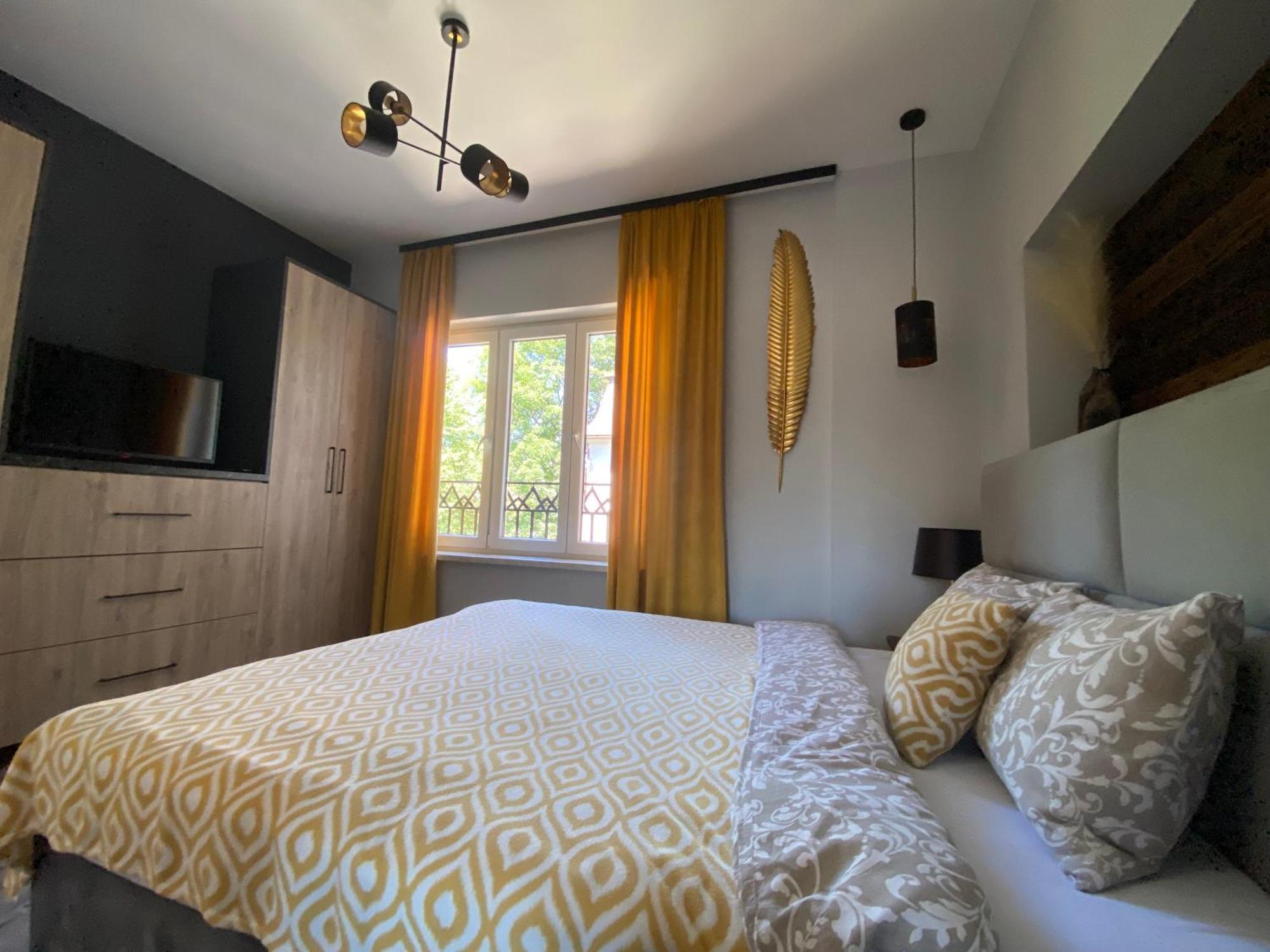 Apartamenty Zakopanepoleca - Krupowki Centrum Buitenkant foto
